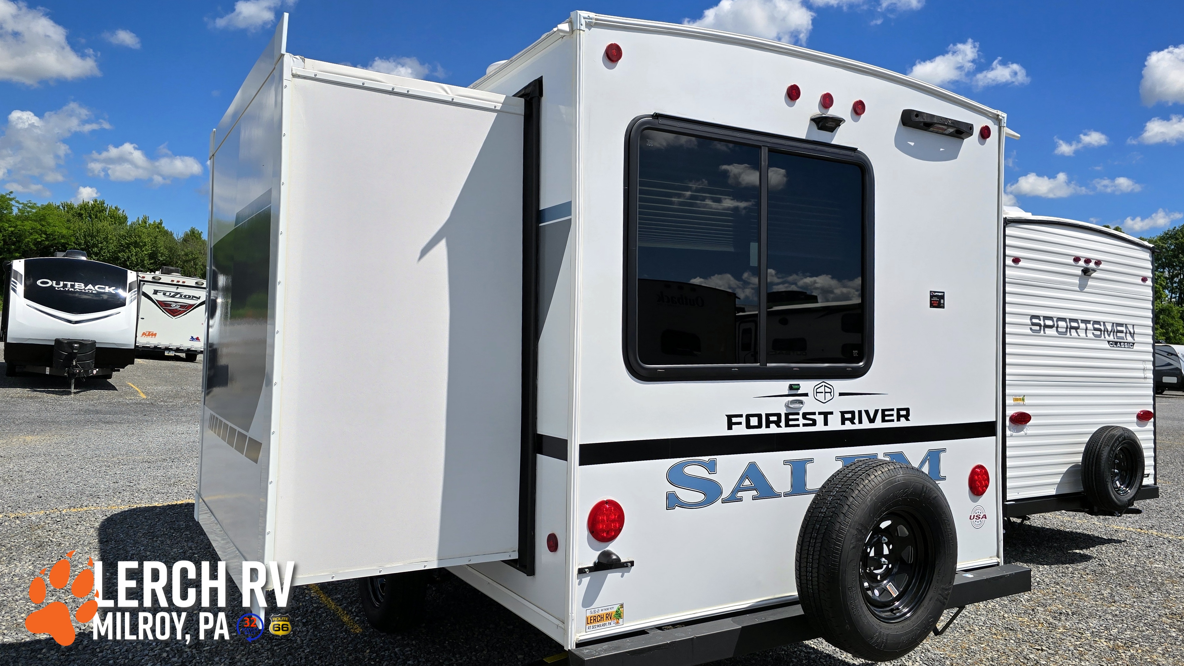 2026 FOREST RIVER SALEM FSX 169RSKX - Image 8