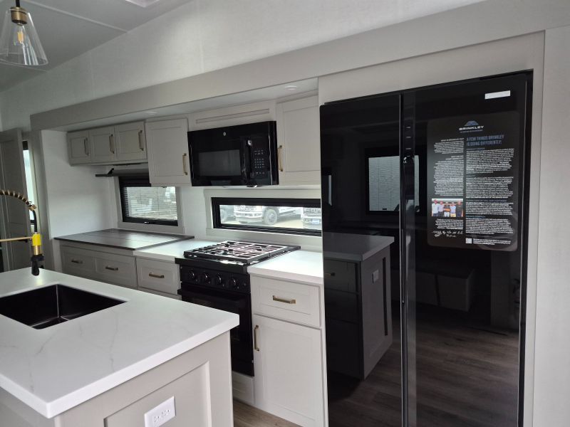 2026 Brinkley RV Model Z 3515 - Image 3