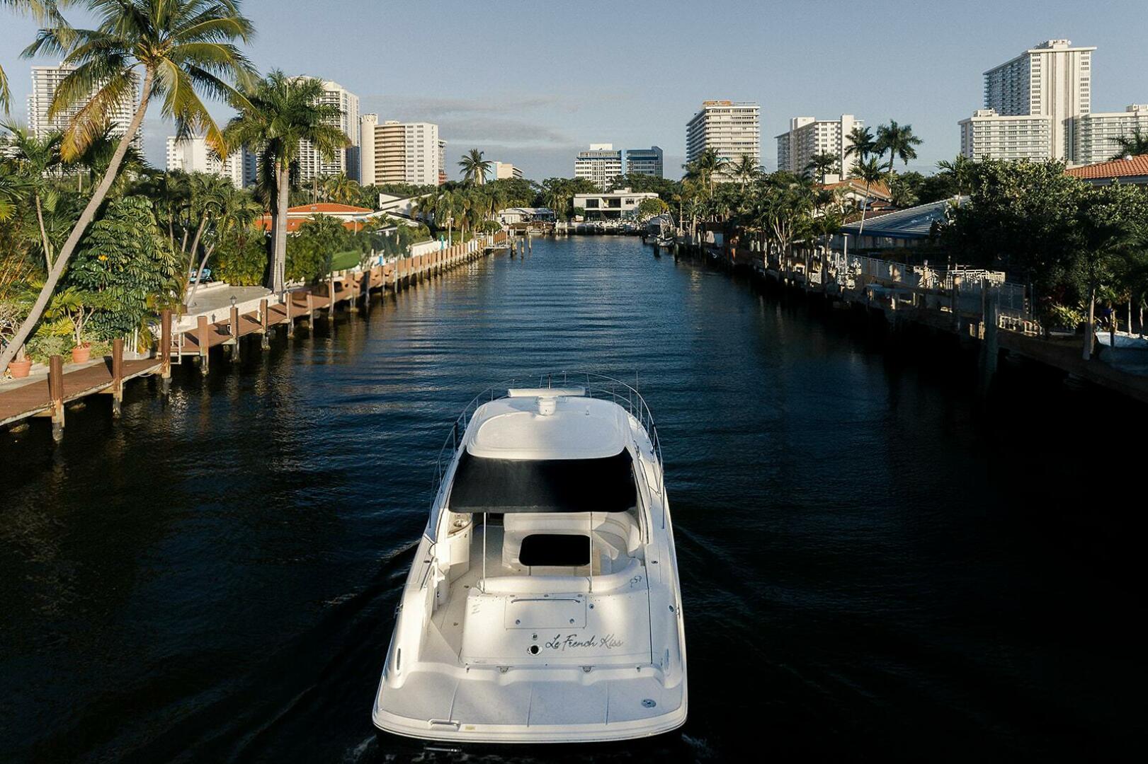 2008 Sea Ray 44 Sundancer - Image 8