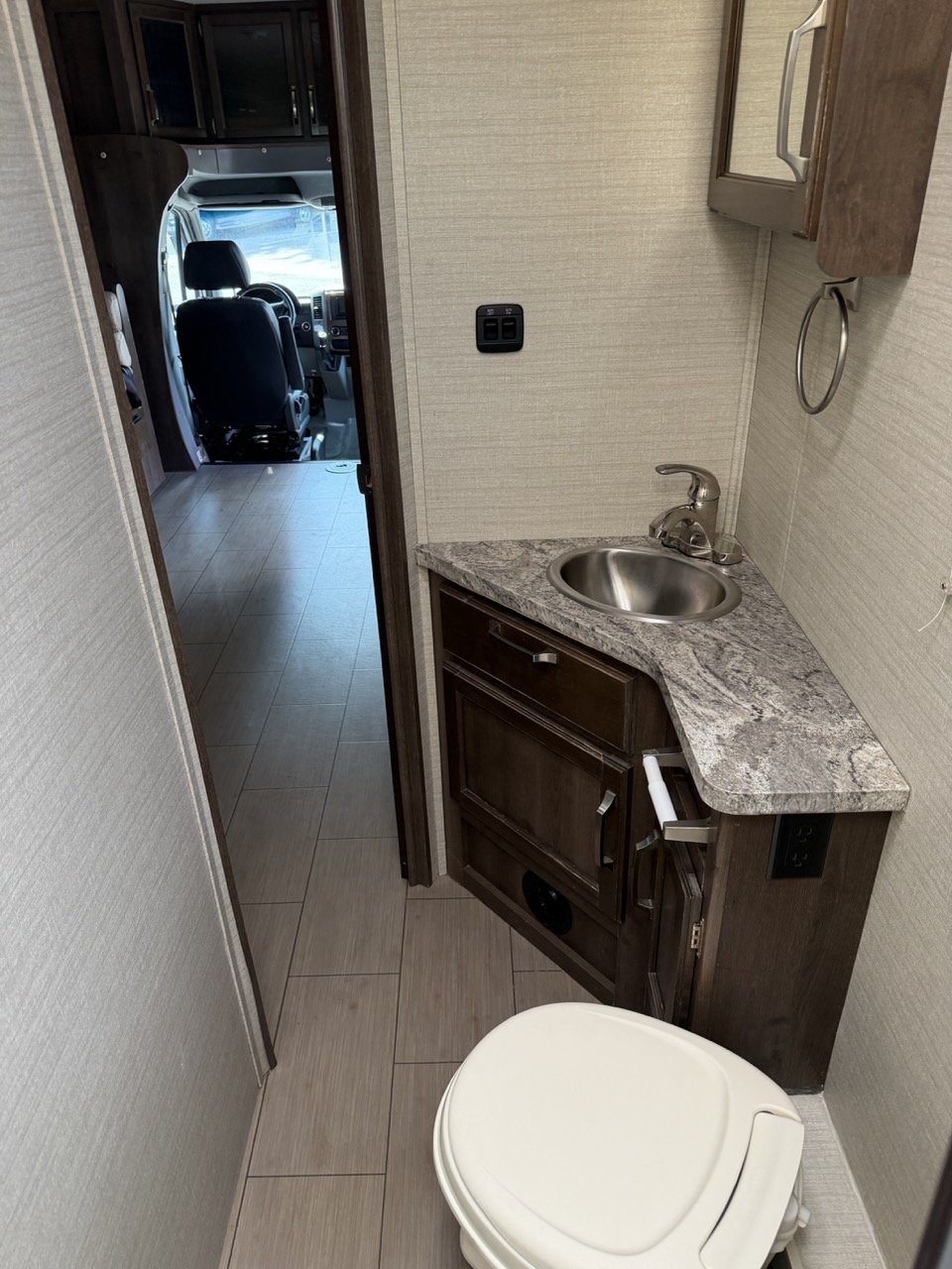 2018 Jayco Melbourne Prestige 24LP - Image 14