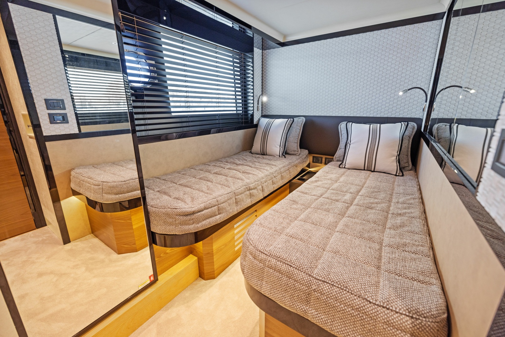 2024 Absolute Navetta 64 - Image 85