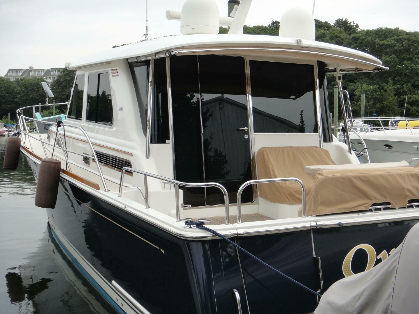 2018 Sabre 48 Salon Express - Image 1