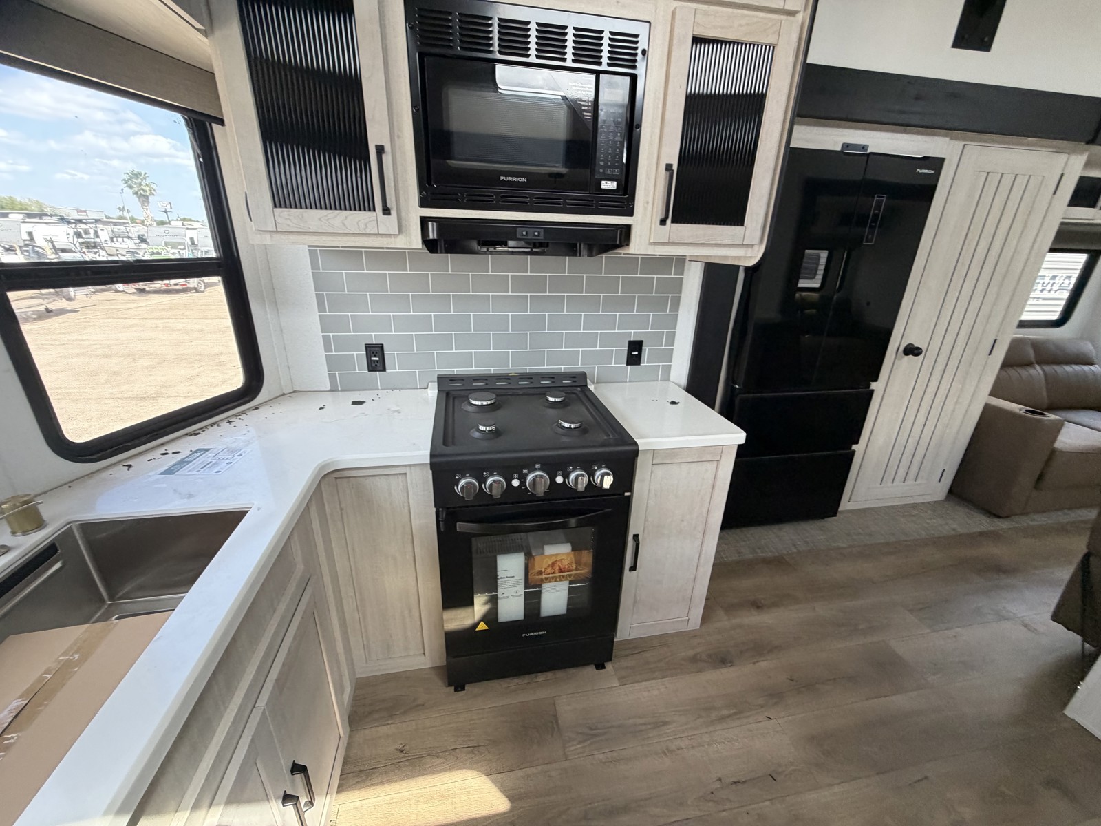 2026 PALOMINO 403LFT - Image 35