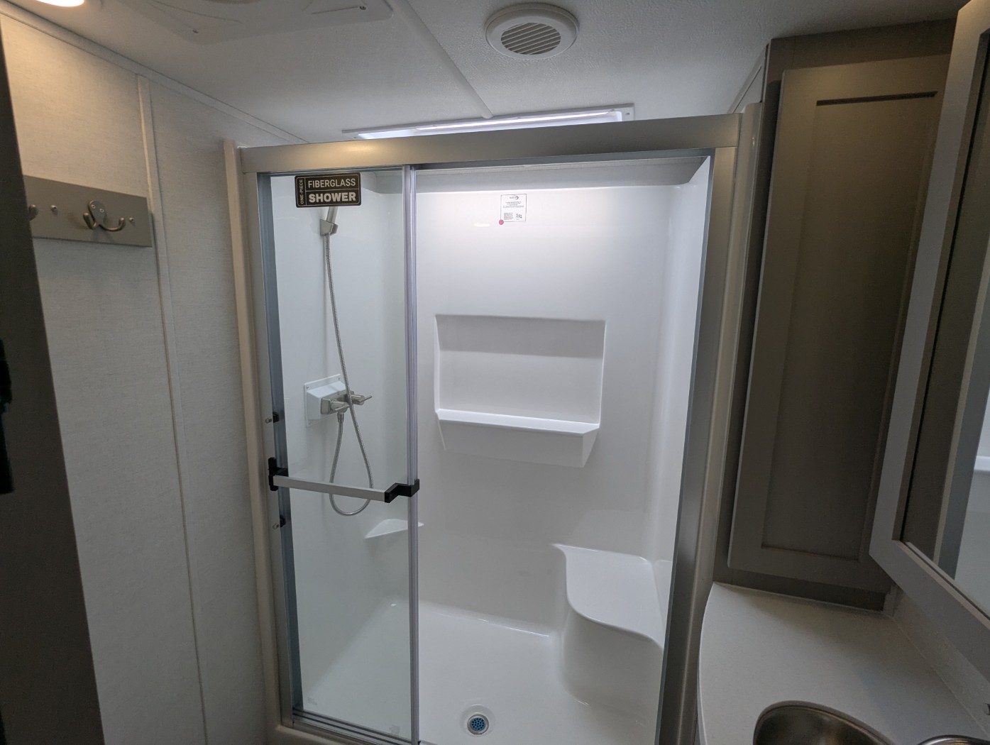 2026 Alliance RV Avenue 38DBL - Image 11