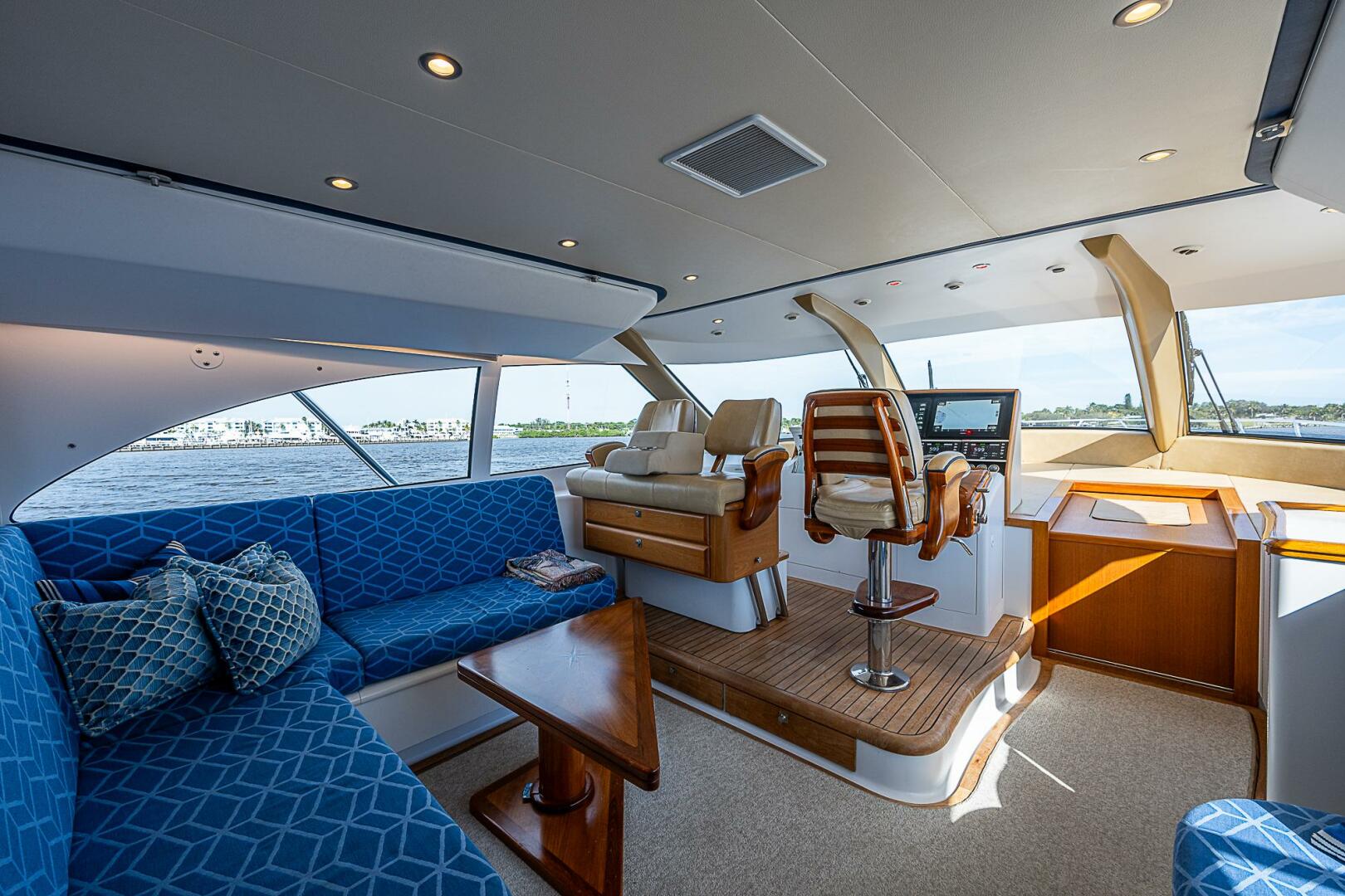 2017 F&S Cusotm Express Sportfish - Image 36