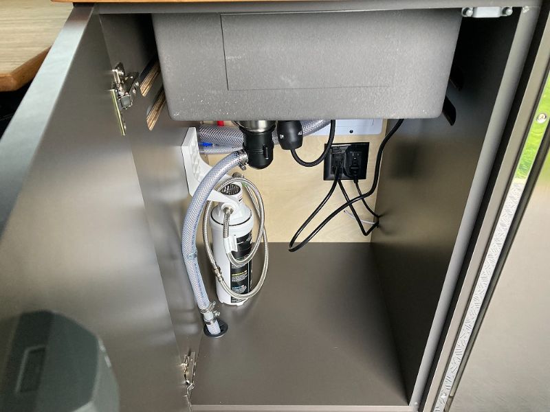 2025 27North Venture Van 170 - Image 23