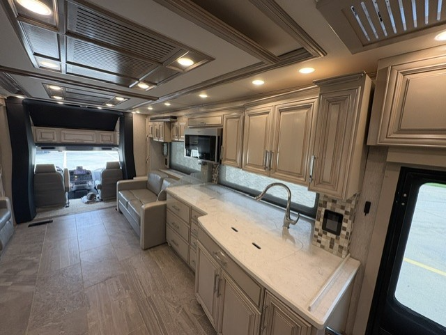2022 NEWMAR SUPREME AIRE 4575 - Image 5