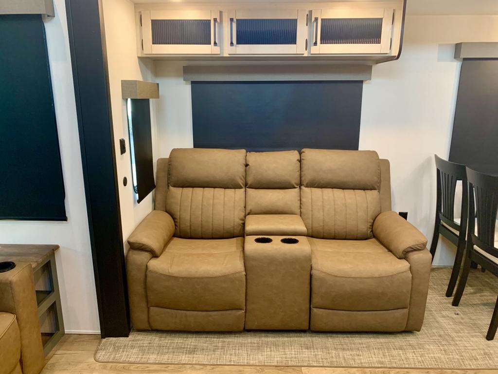 2026 Palomino Puma 402LFT - Image 22