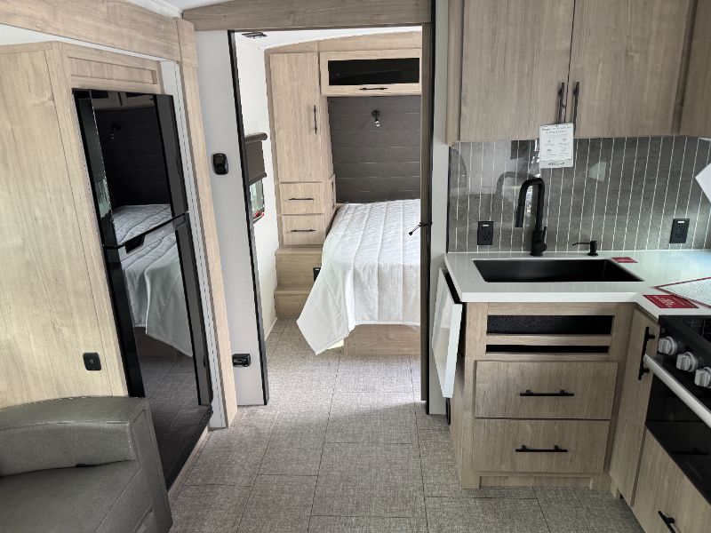 2026 Grand Design Imagine 2300MK - Image 7