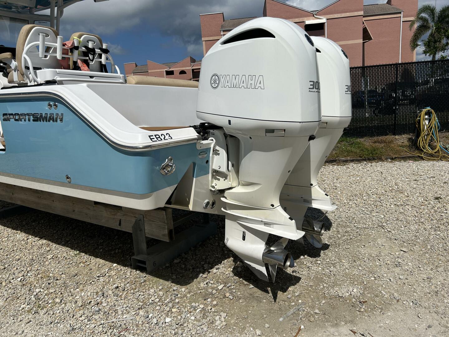 2018 Sportsman 282 OPEN - Image 2