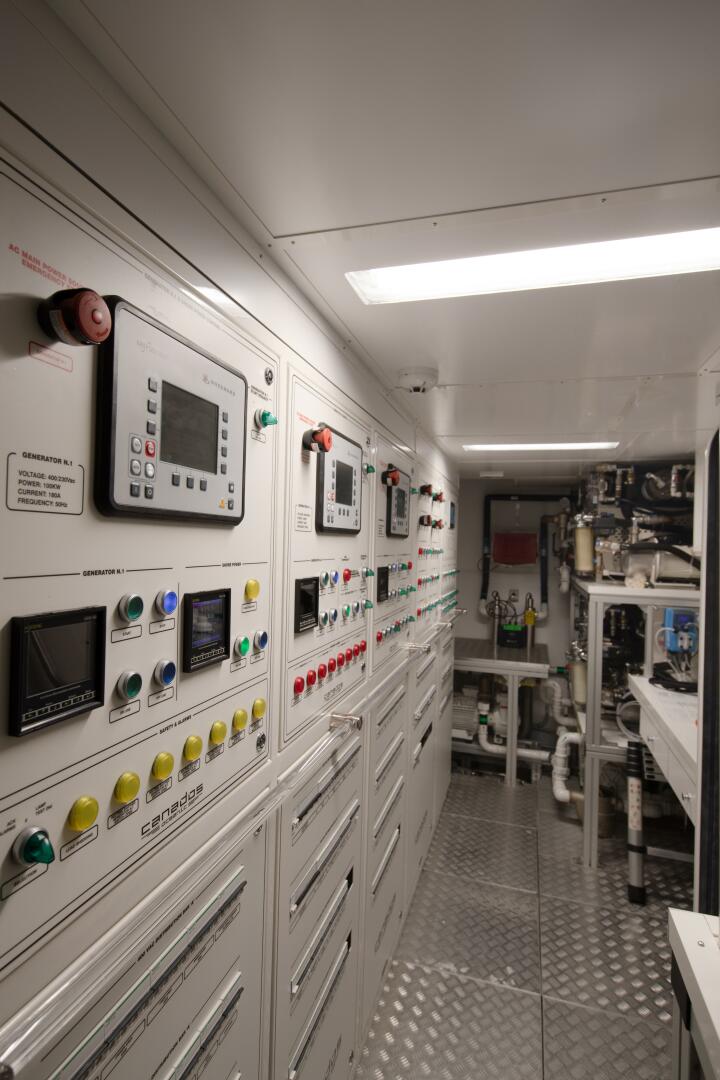 2023 Canados Expedition Yacht - Image 39