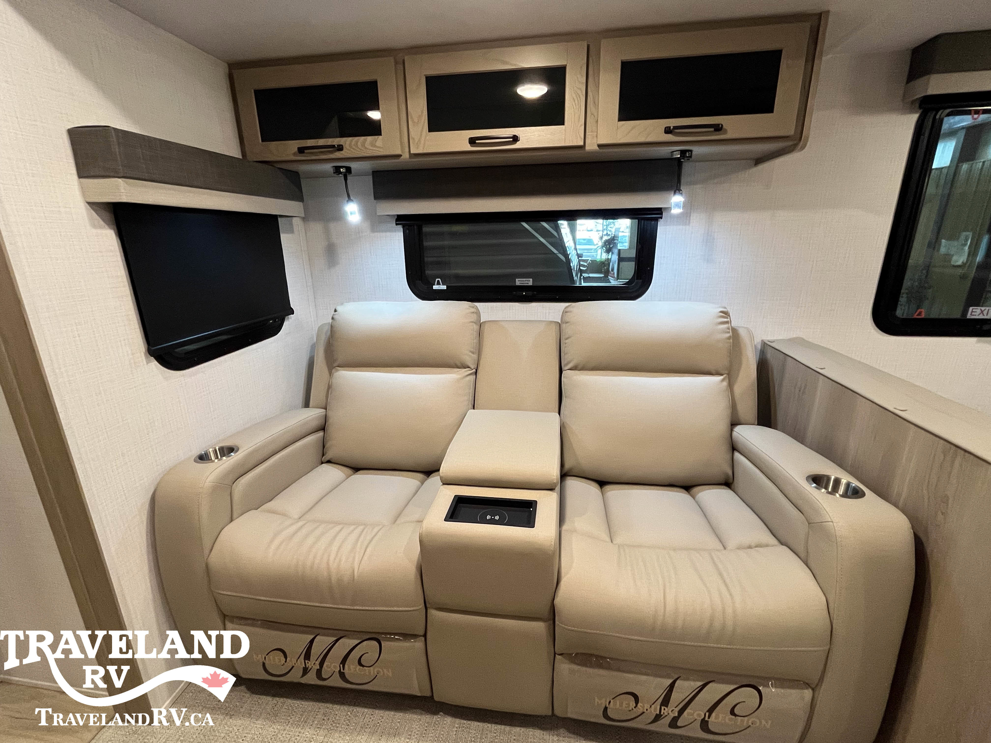 2025 Forest River Rockwood Ultra Lite 2608BS - Image 17