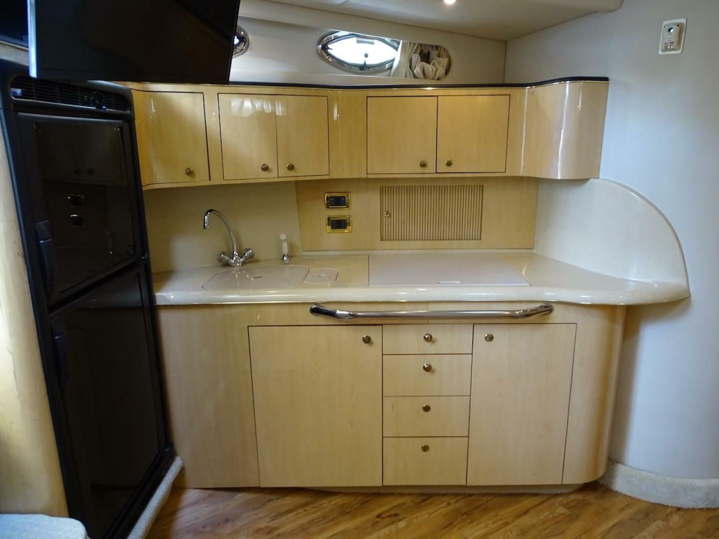 2001 Sea Ray 410 Sundancer - Image 12