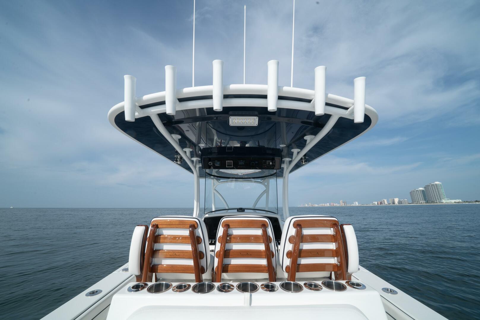 2022 Valhalla Boatworks V-37 - Image 2