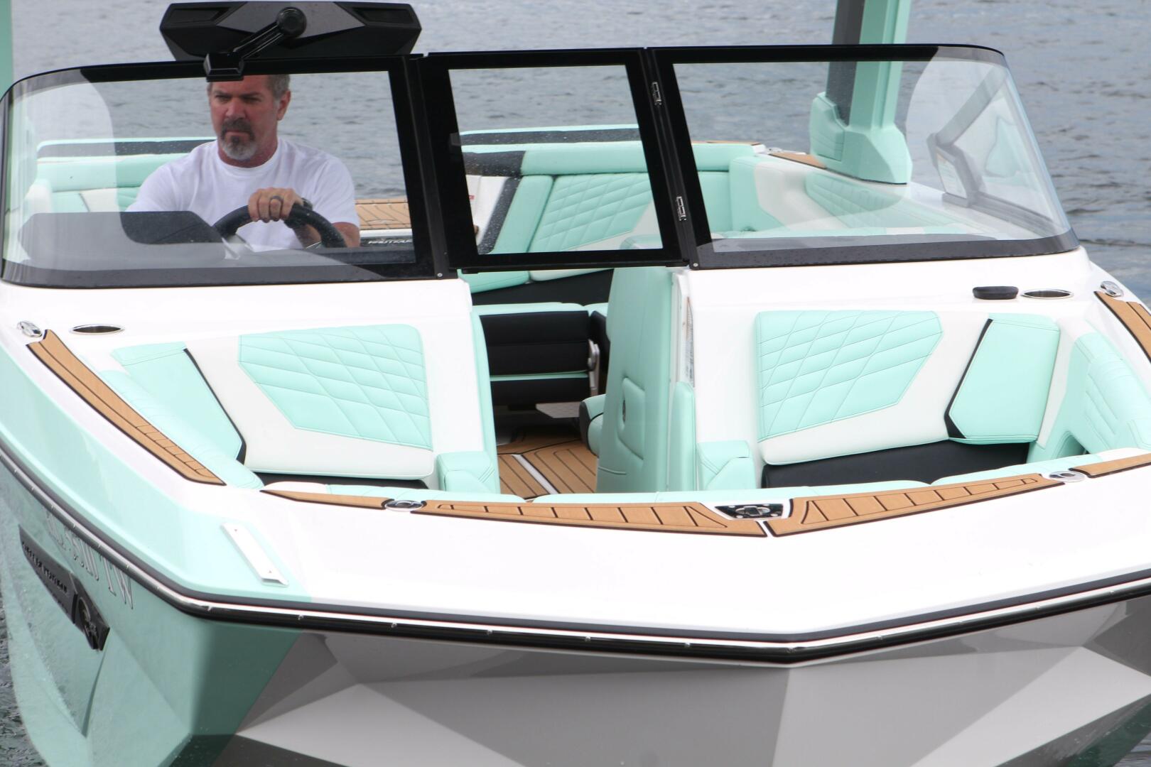 2024 Nautique Super Air Nautique G23 Coastal Edition Base - Image 10