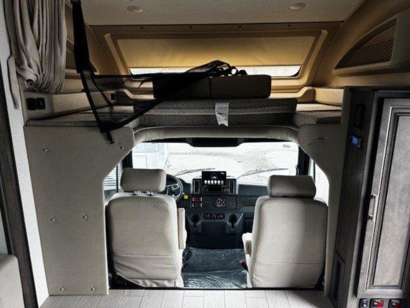 2026 Entegra Coach Accolade XL 37M - Image 6