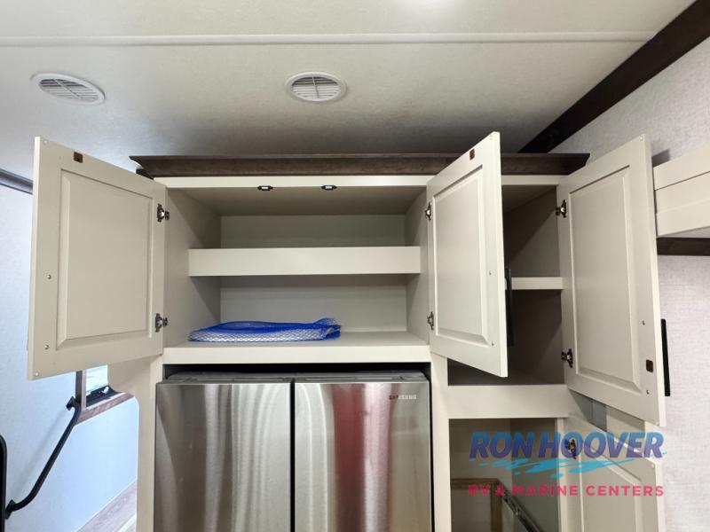 2026 FOREST RIVER 425FO - Image 3