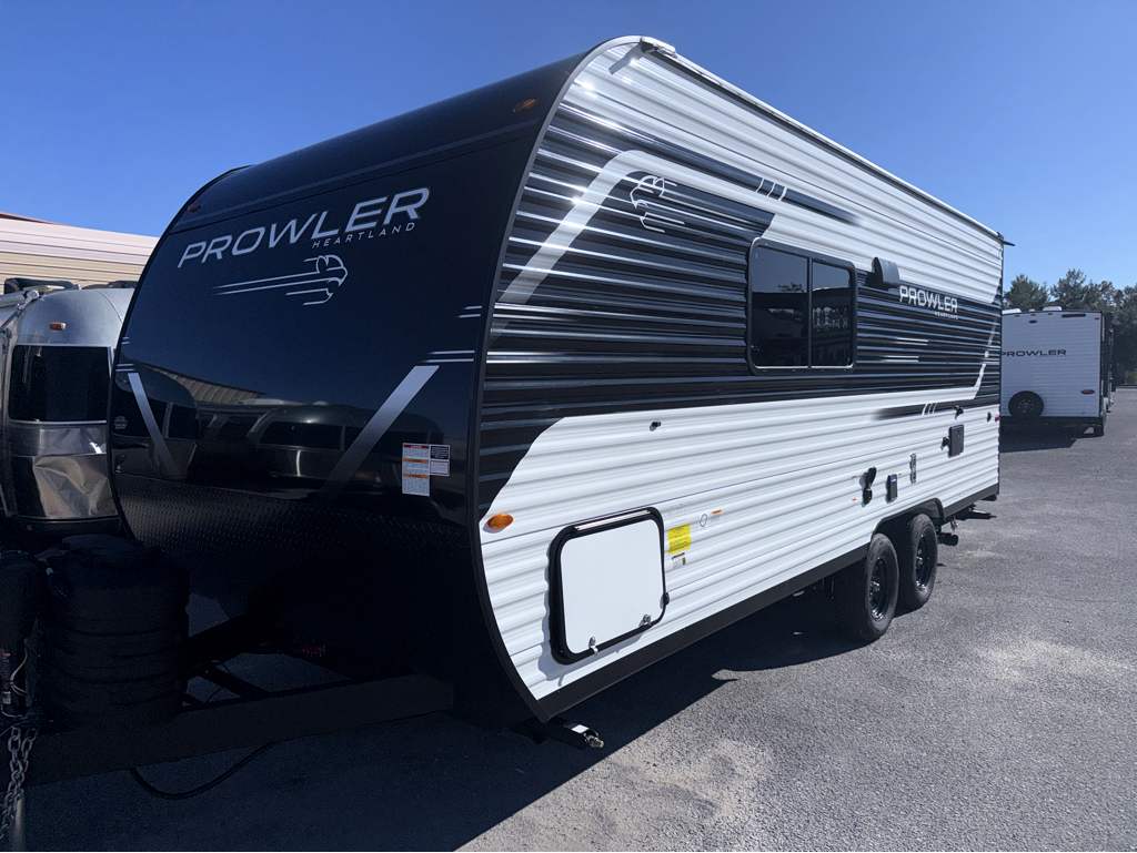 2026 HEARTLAND PROWLER 2000MB - Image 2