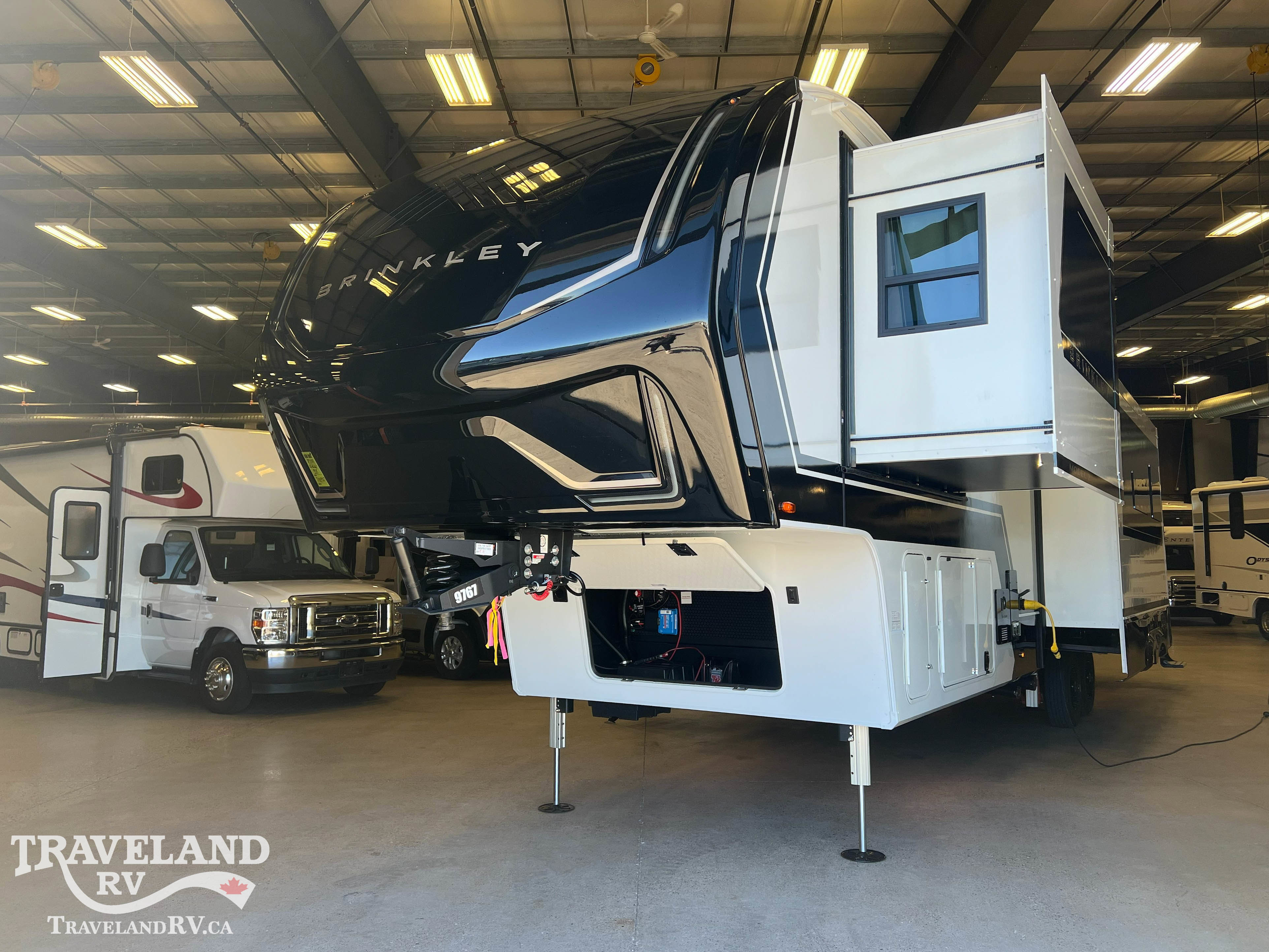 2026 Brinkley RV Model Z 3515 - Image 3