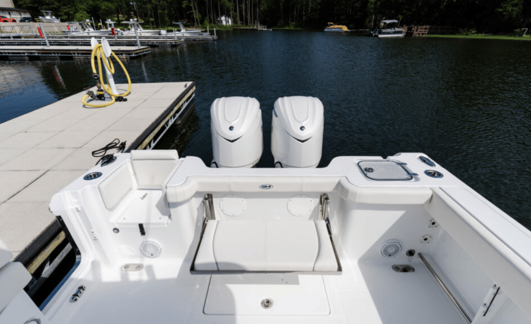 2027 Sea Hunt Gamefish 30CB - Image 7