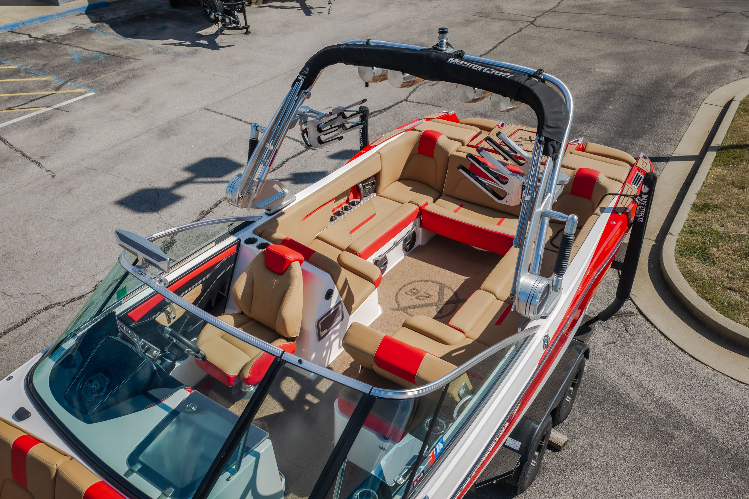 2020 MasterCraft X26 - Image 62