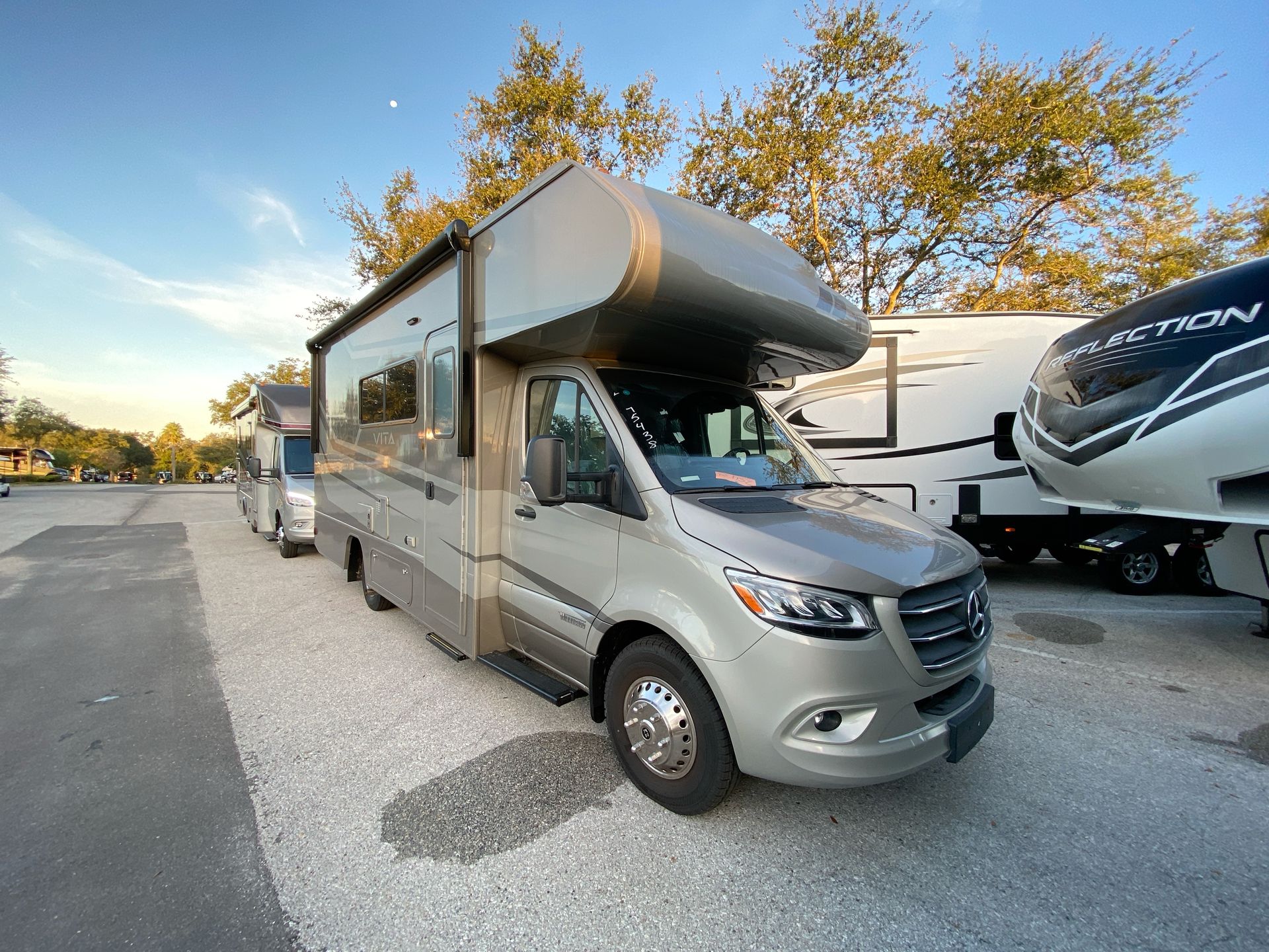 2024 Winnebago Vita