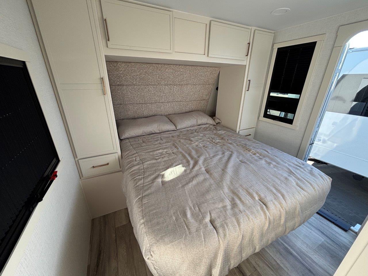 2026 Brinkley RV Model Ix 24X - Image 4