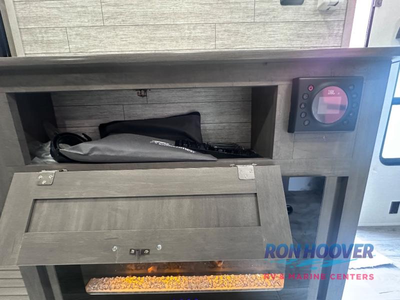 2026 COACHMEN 333DORM - Image 34