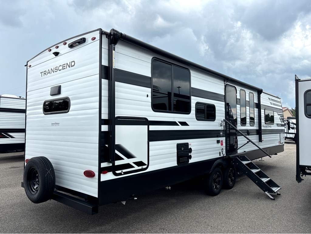 2026 GRAND DESIGN TRANSCEND 315RKT - Image 6