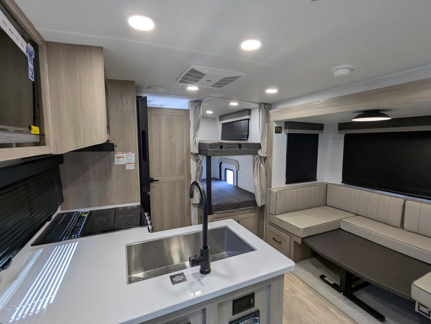 2026 Forest River Rockwood Mini Lite 2520BH - Image 10