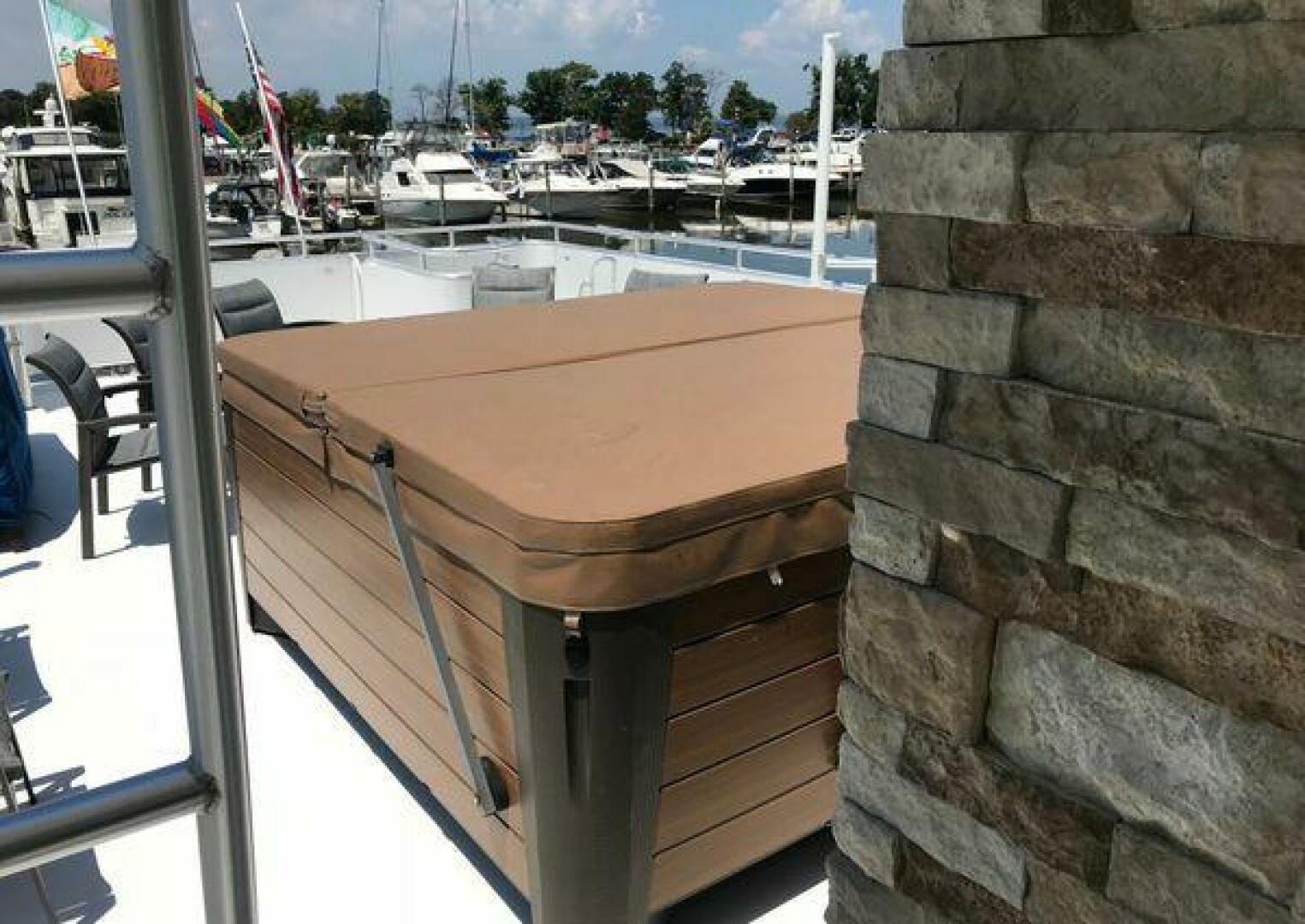 2017 Sumerset Houseboat - Image 13
