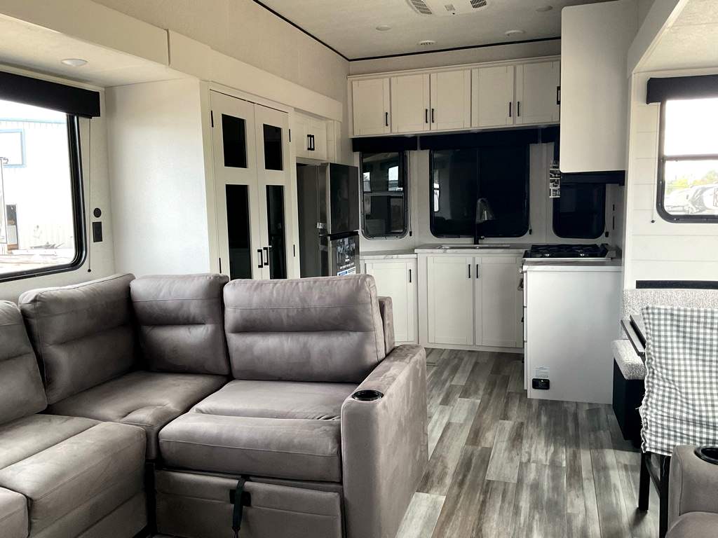 2026 JAYCO JAY FLIGHT BUNGALOW 404 LOFT - Image 7
