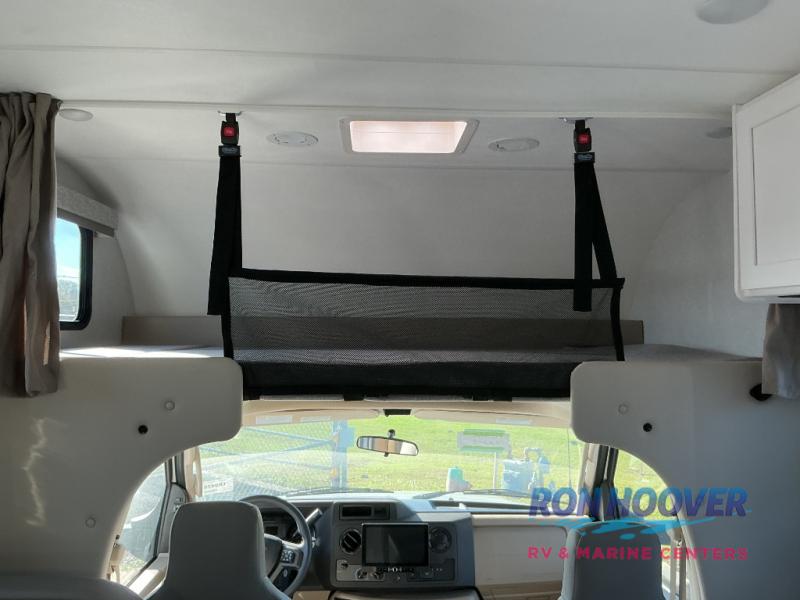 2026 THOR MOTORCOACH 31E - Image 2
