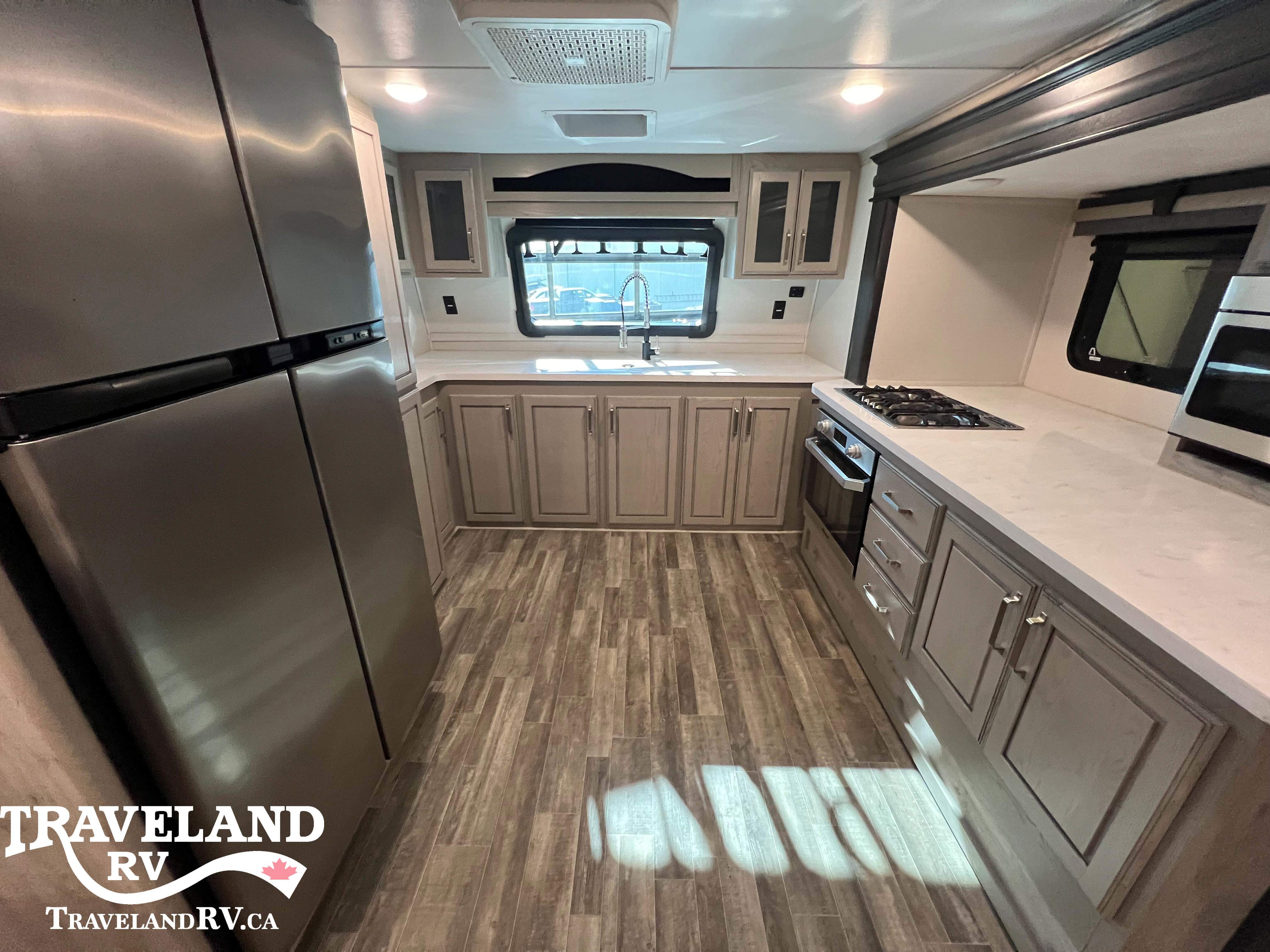 2022 Keystone Alpine 3790FK - Image 6