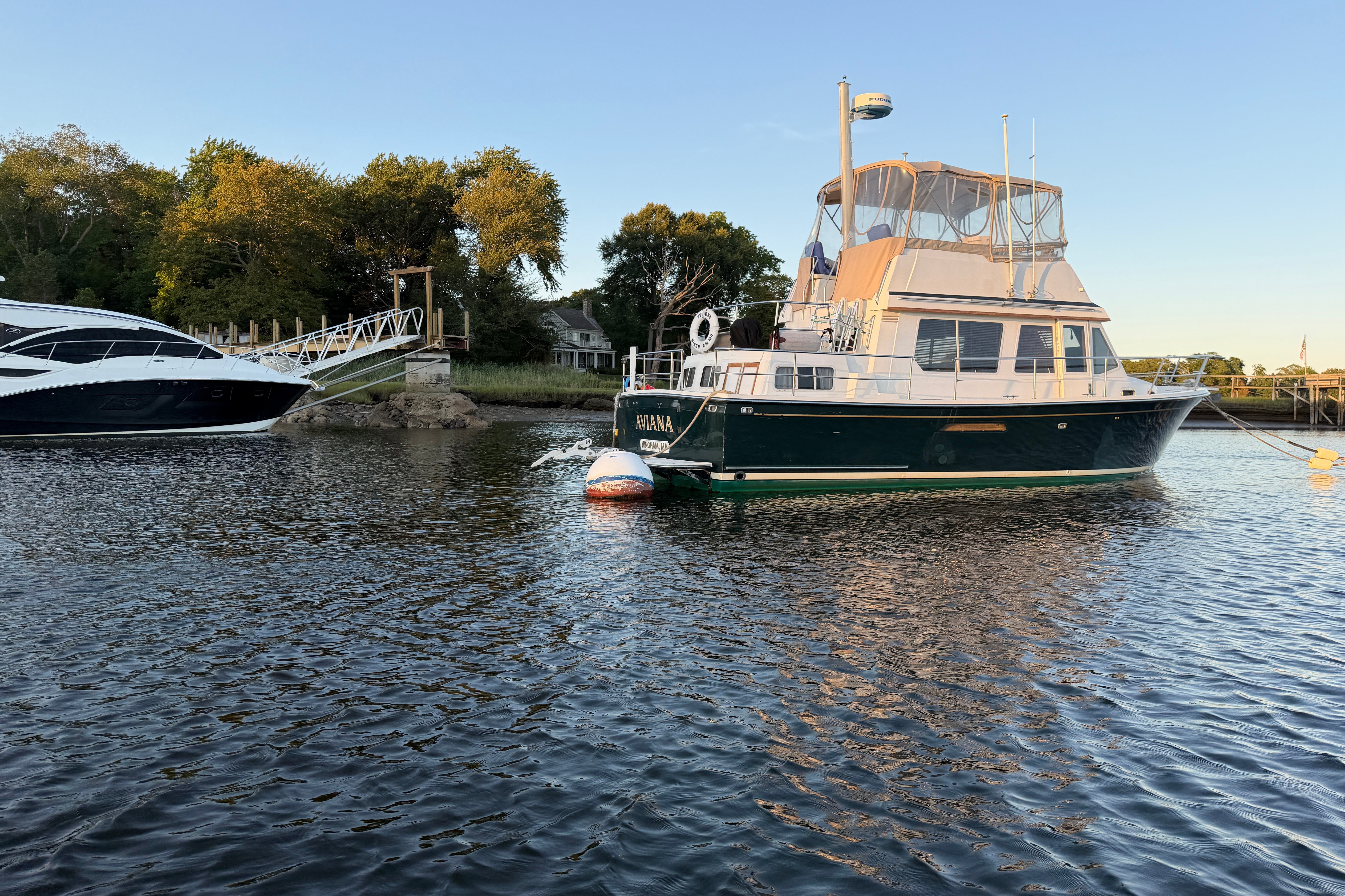 1998 Sabreline 36 AFT CABIN - Image 15