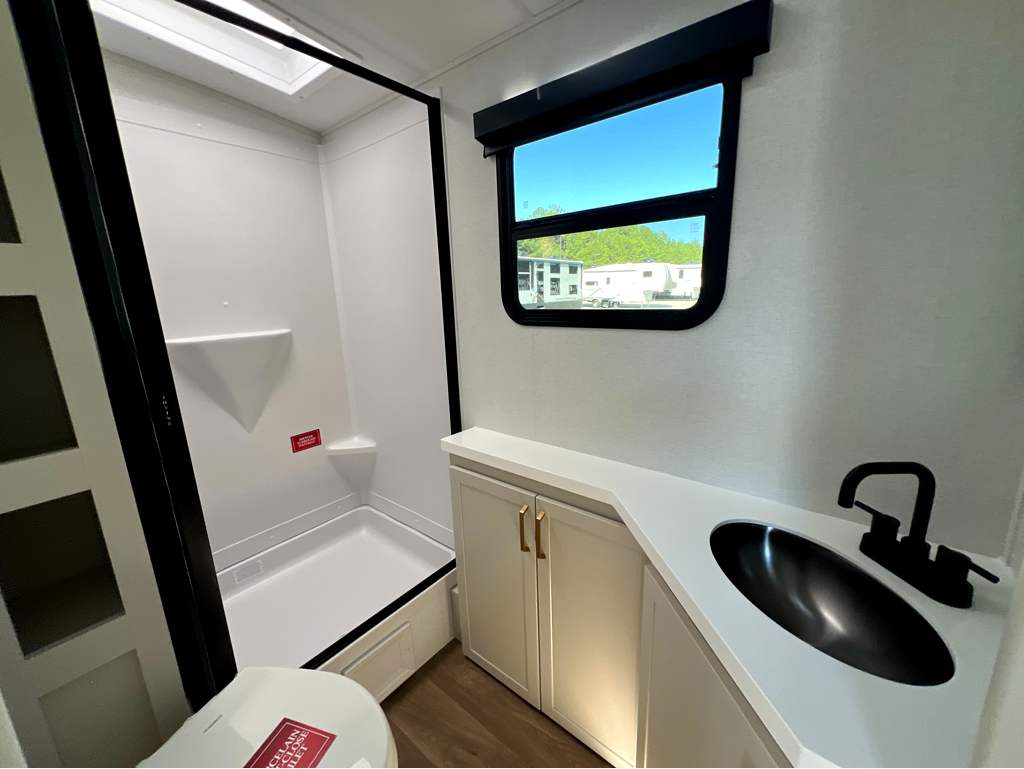 2027 GRAND DESIGN IMAGINE 2470BH - Image 15