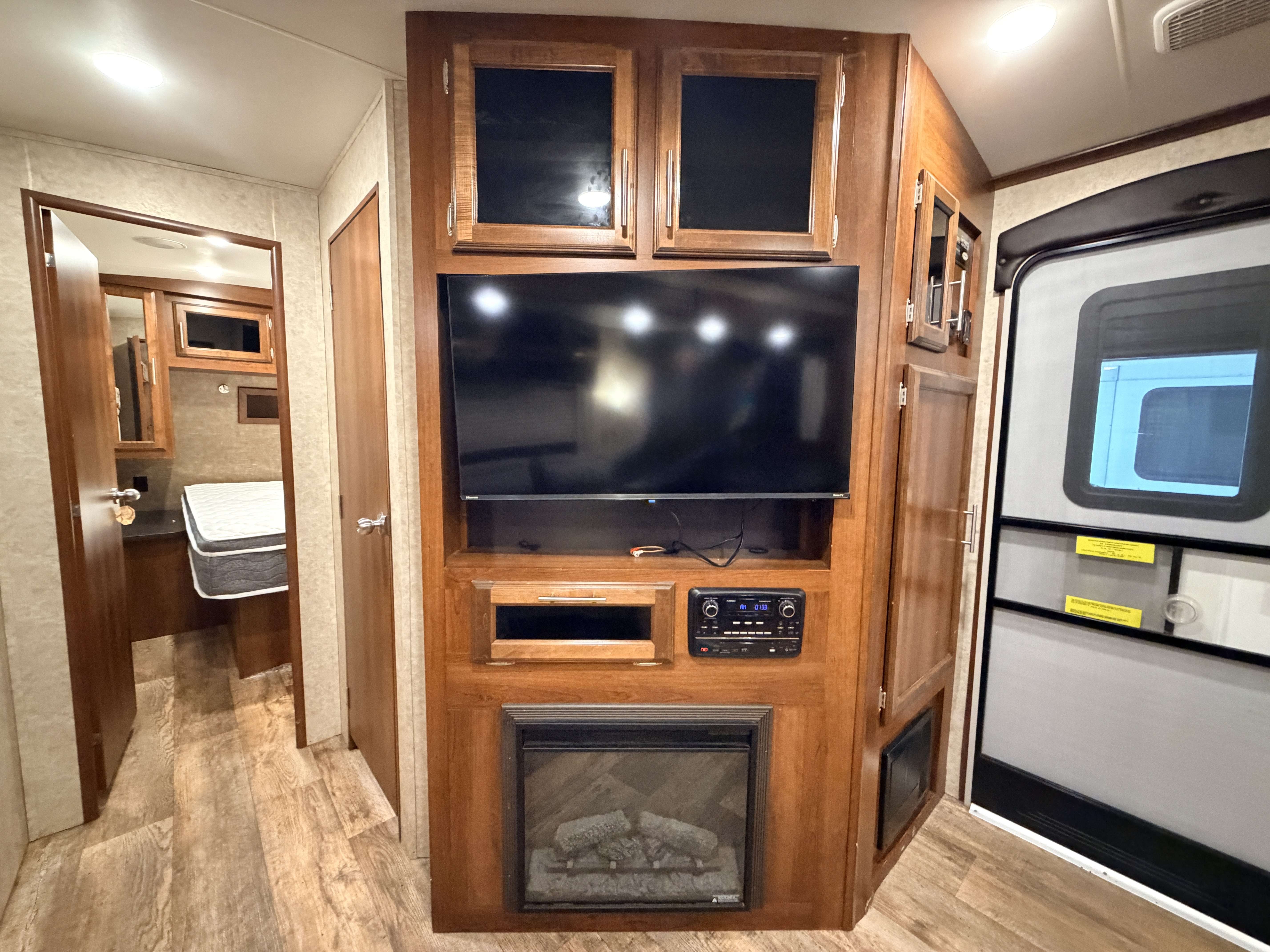 2017 Jayco Eagle HT 324BHTS - Image 19