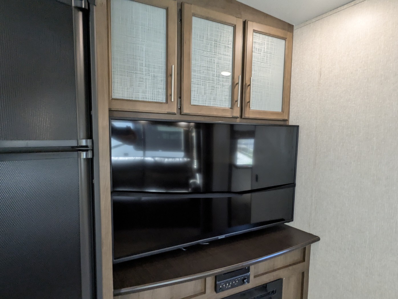 2019 Keystone Cougar Half-Ton West 29RDBWE - Image 29