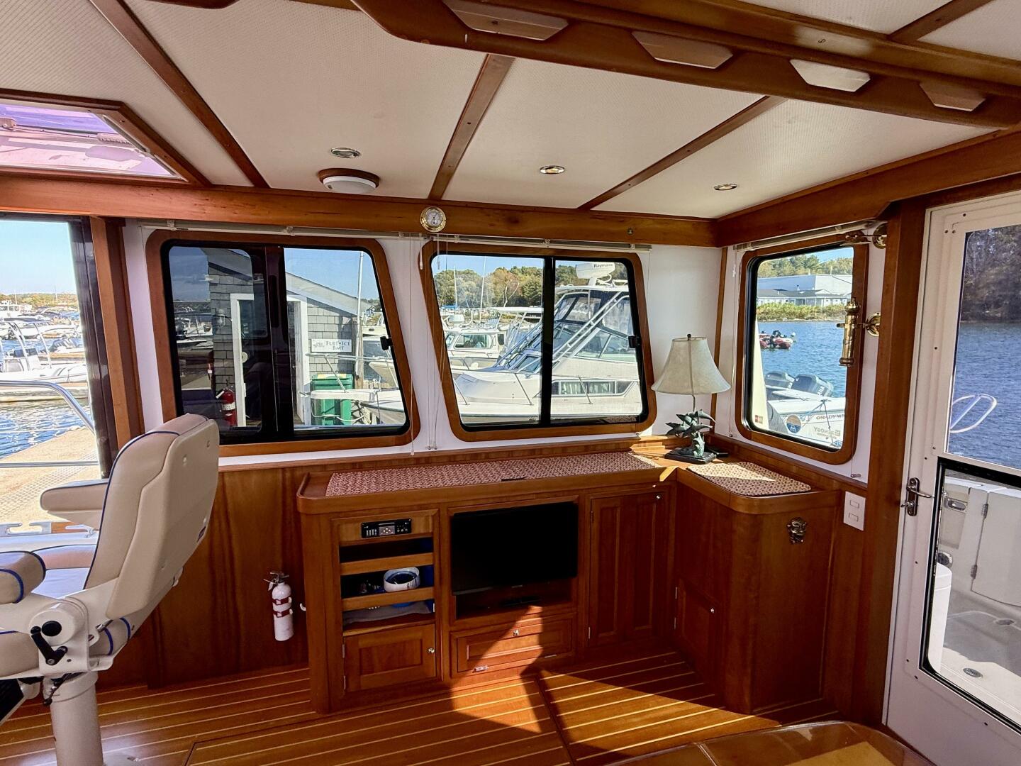 2006 Sabre 42 Sedan - Image 48