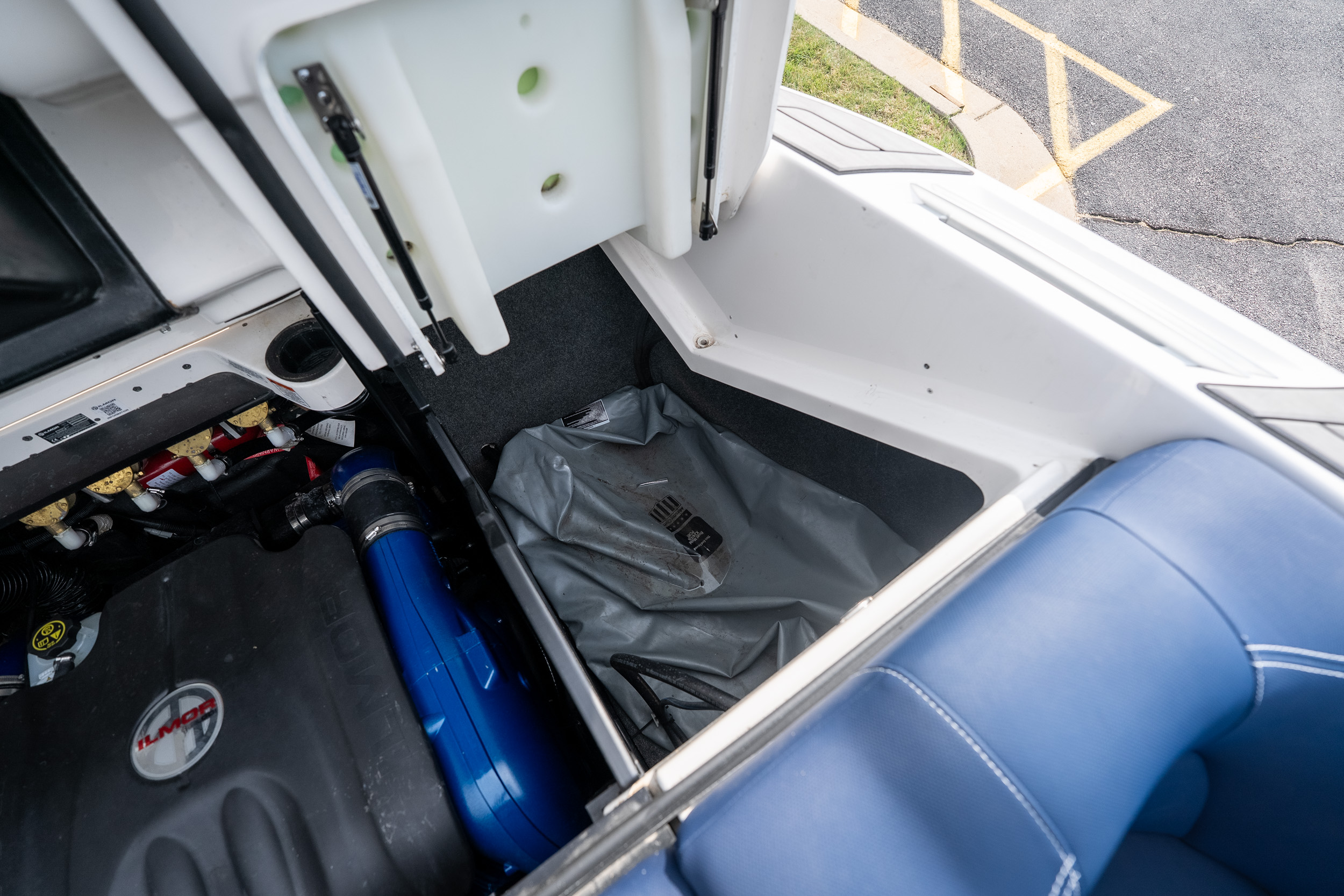 2021 MasterCraft X24 - Image 54