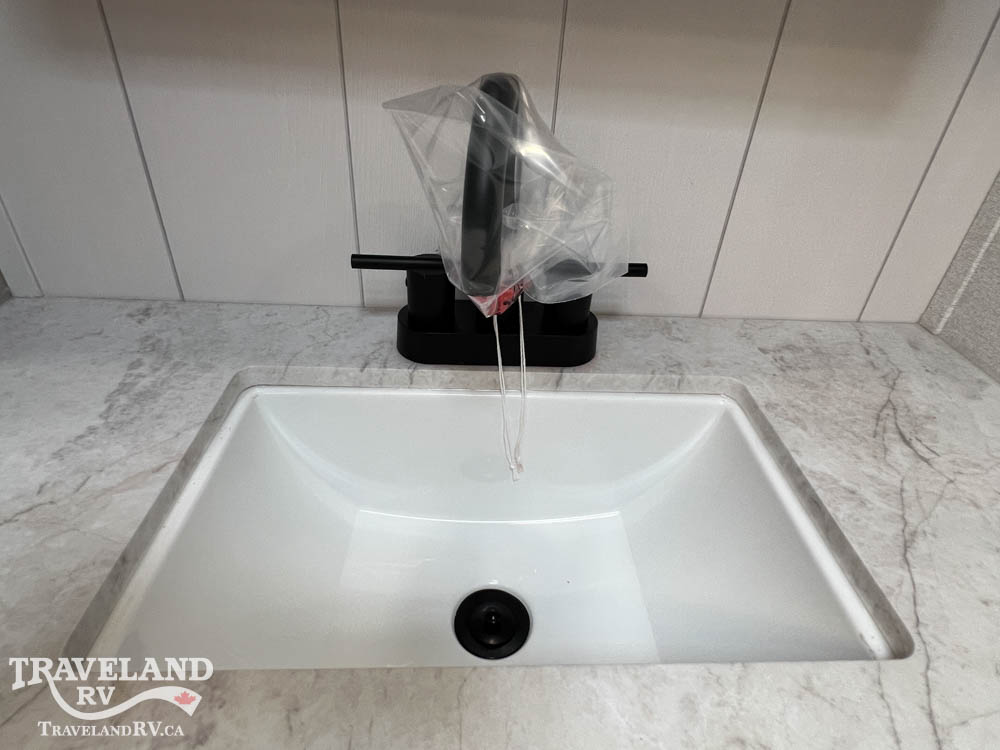 2027 HEARTLAND SUNDANCE XLT 24ML - Image 30