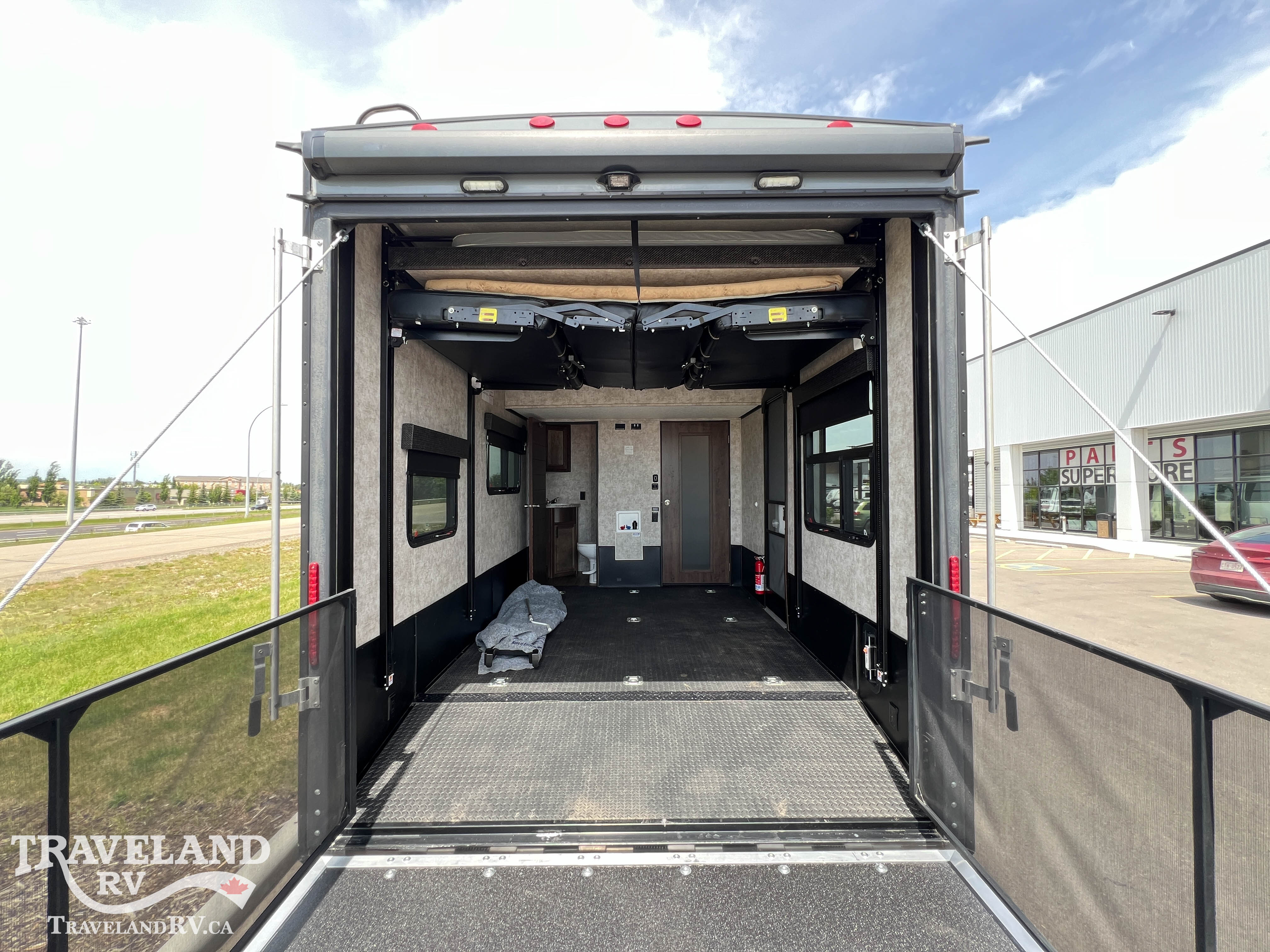 2019 Highland Ridge Highlander HF350H - Image 40
