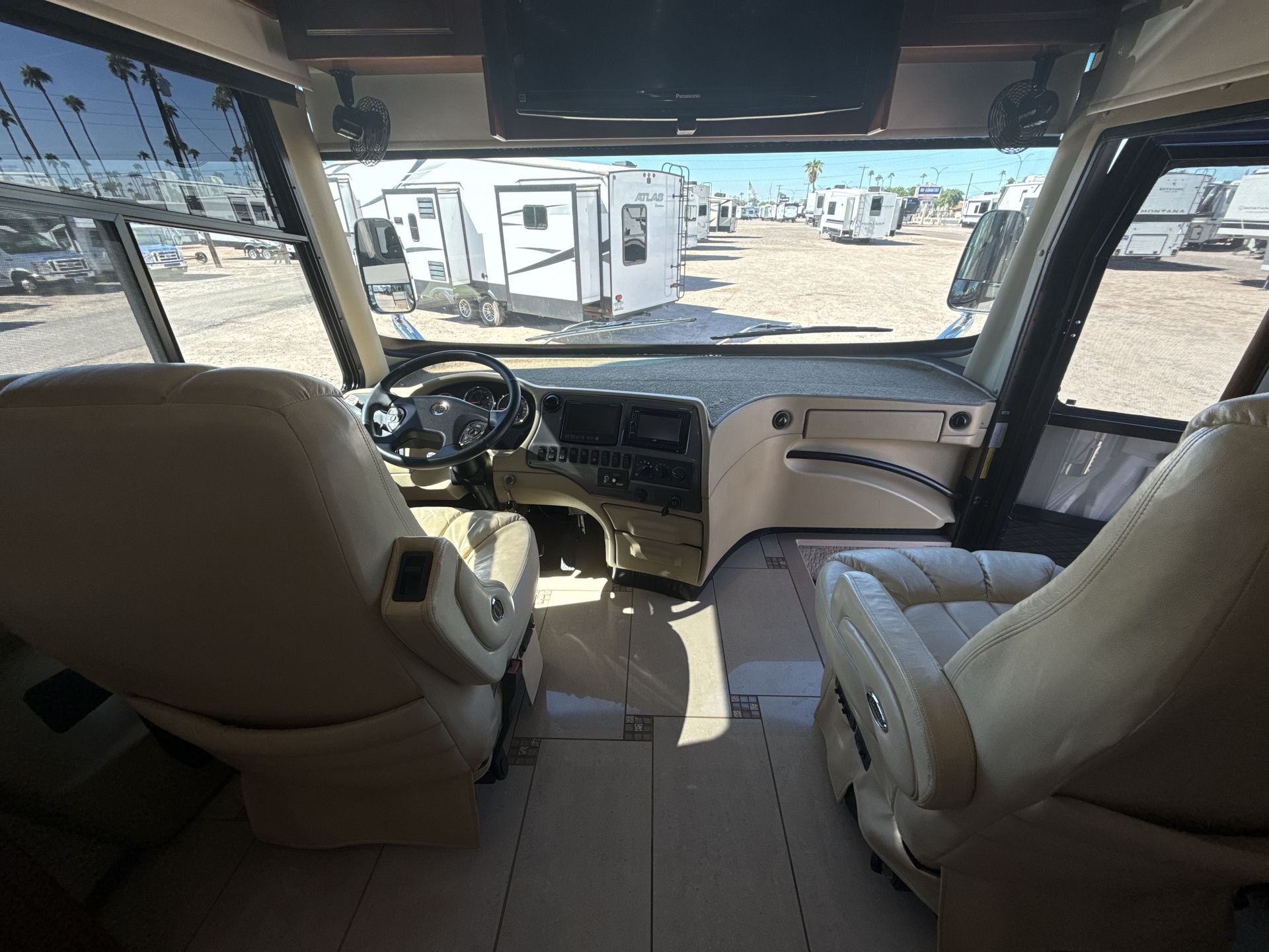 2011 Tiffin Allegro Bus 43 QGP - Image 12