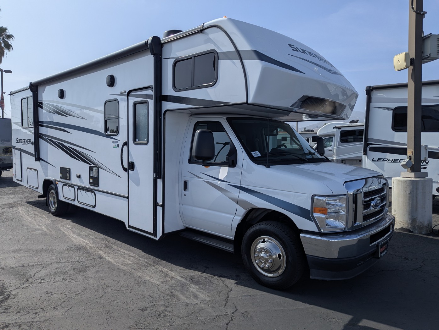 2024 Forest River Sunseeker 2850S LE - Image 1