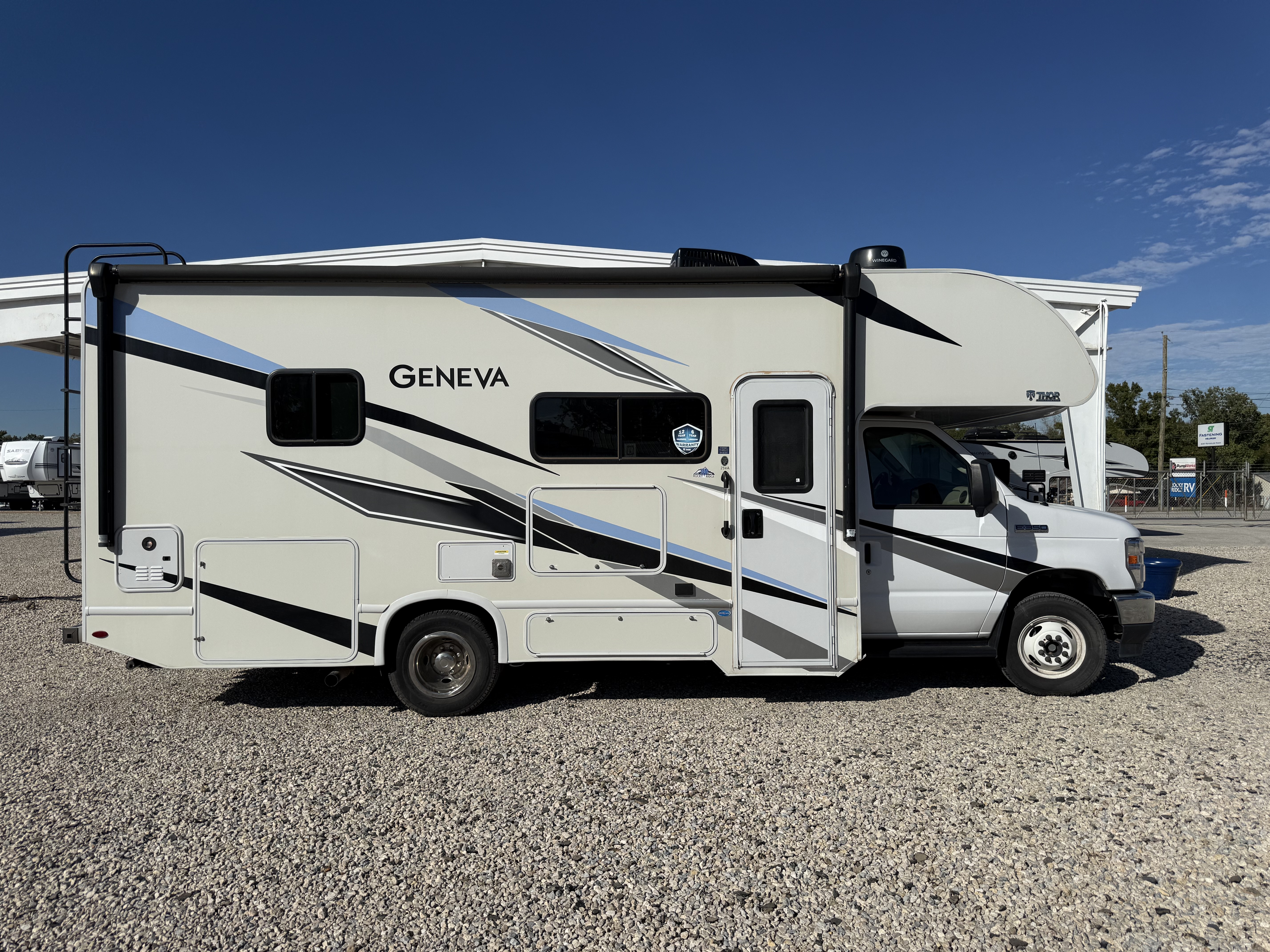 2023 Thor Motor Coach Geneva 25VA - Image 8