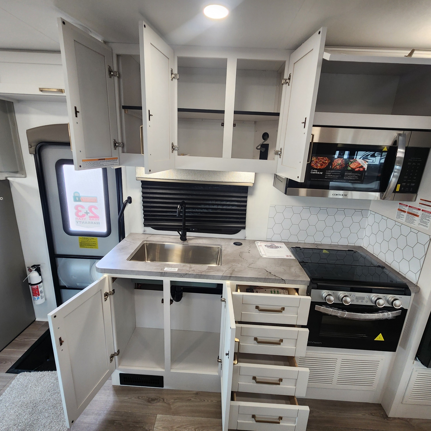 2027 ENTEGRA COACH ODYSSEY 24B - Image 43
