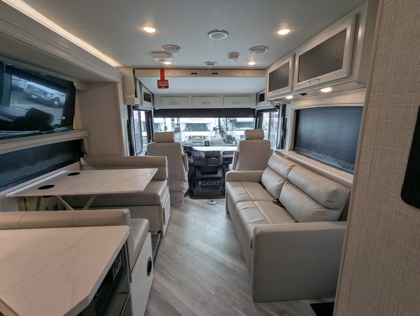 2026 Holiday Rambler Invicta 32RW - Image 34