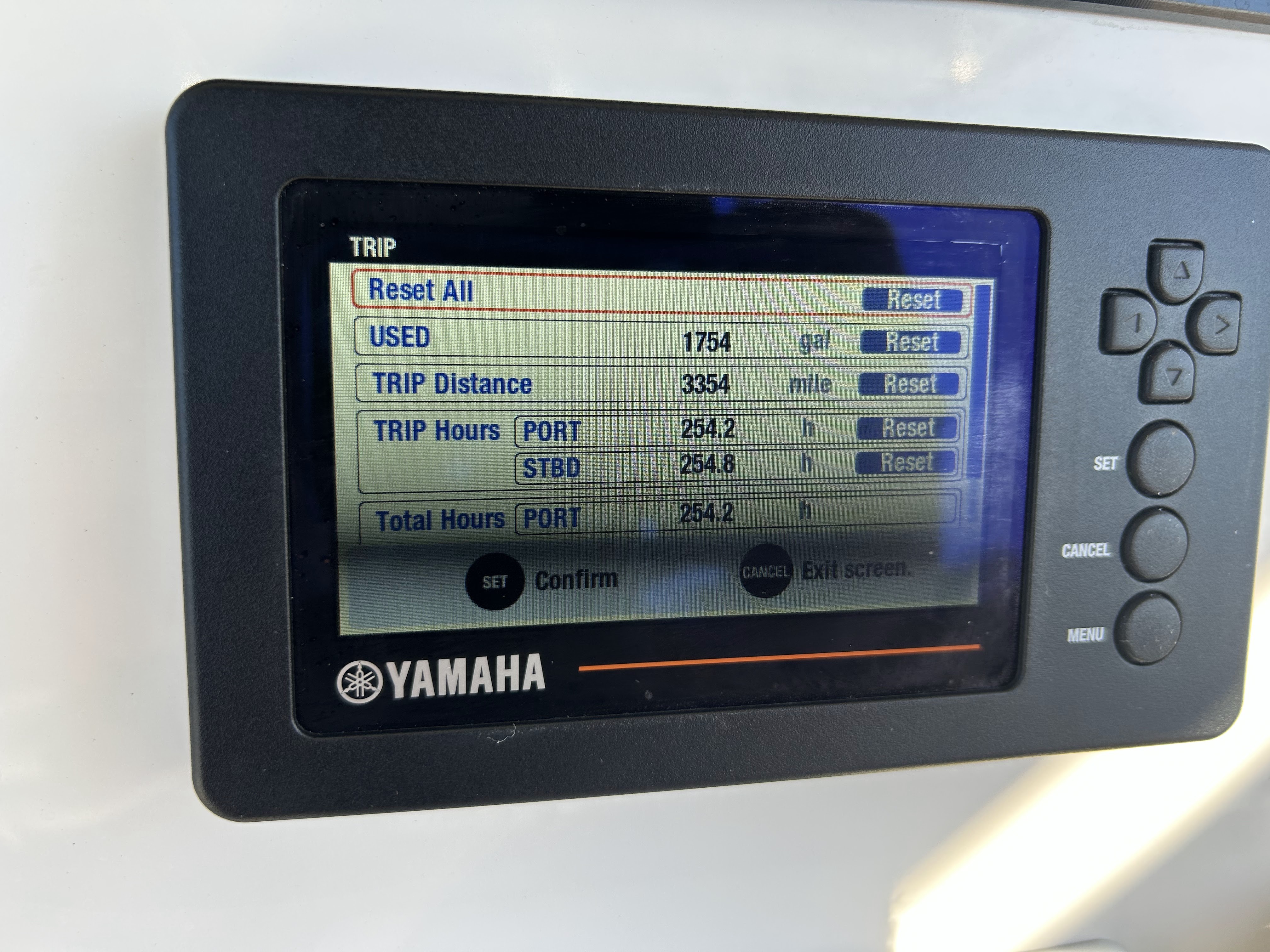 2019 Sailfish 270 CC - Image 13