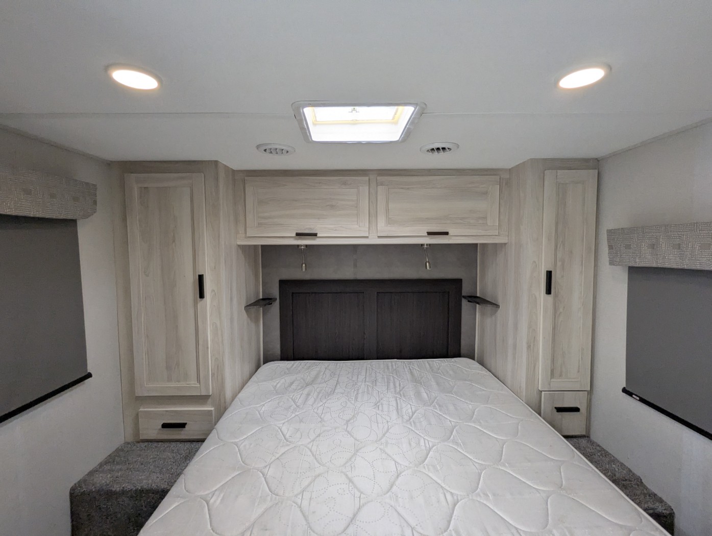 2023 Forest River Sunseeker 2850S LE - Image 26