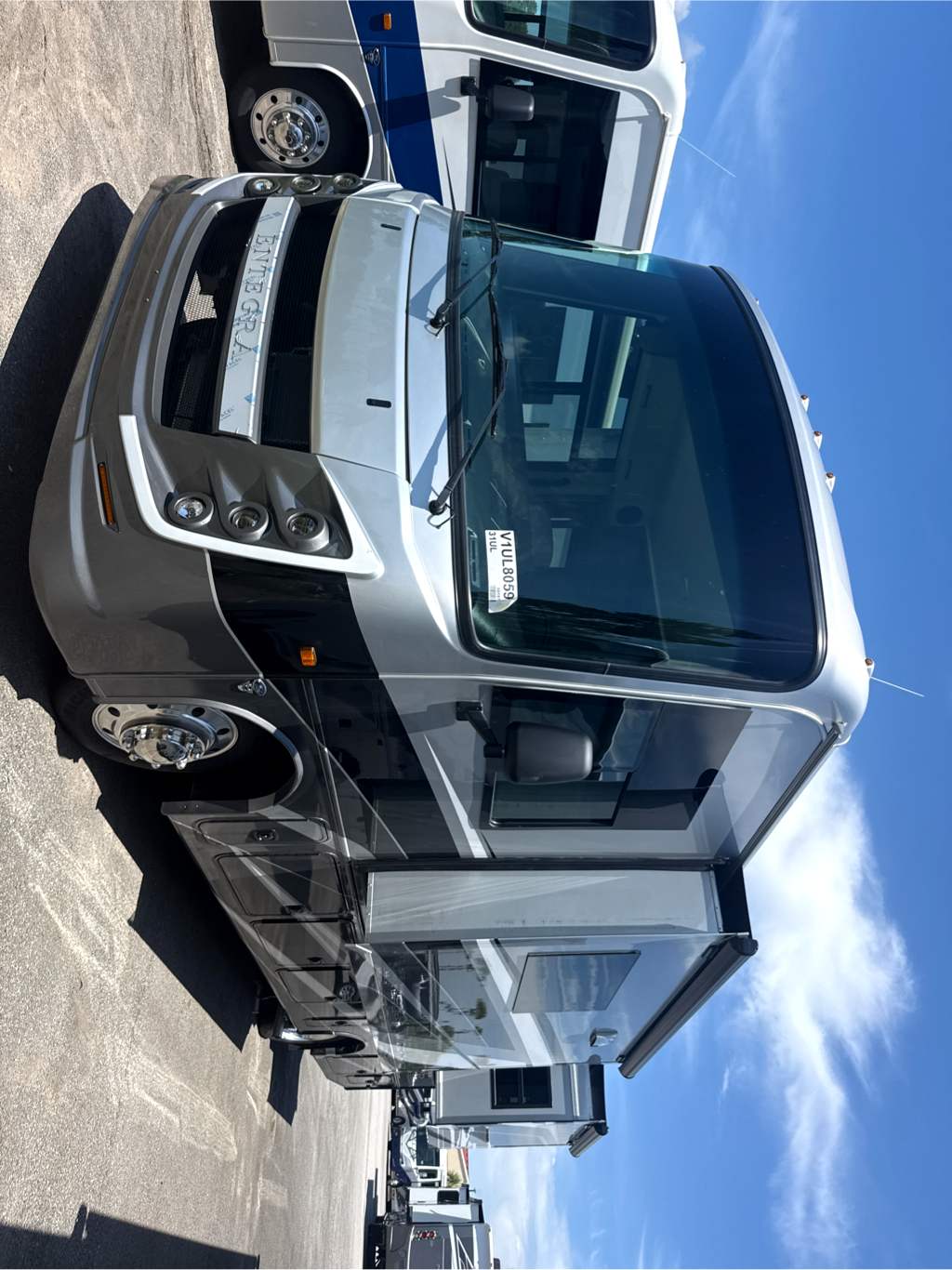 2027 ENTEGRA COACH VISION XL 31UL - Image 2